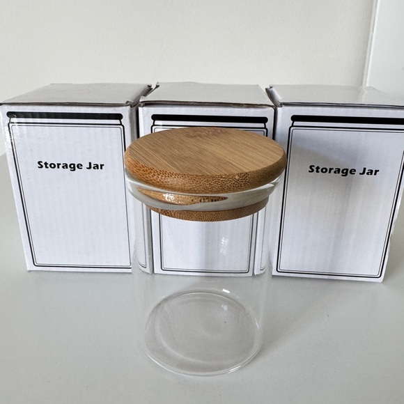 Other - 3 Pc Glass Spice Jars - 8oz Empty Round Spice Storage Containers new